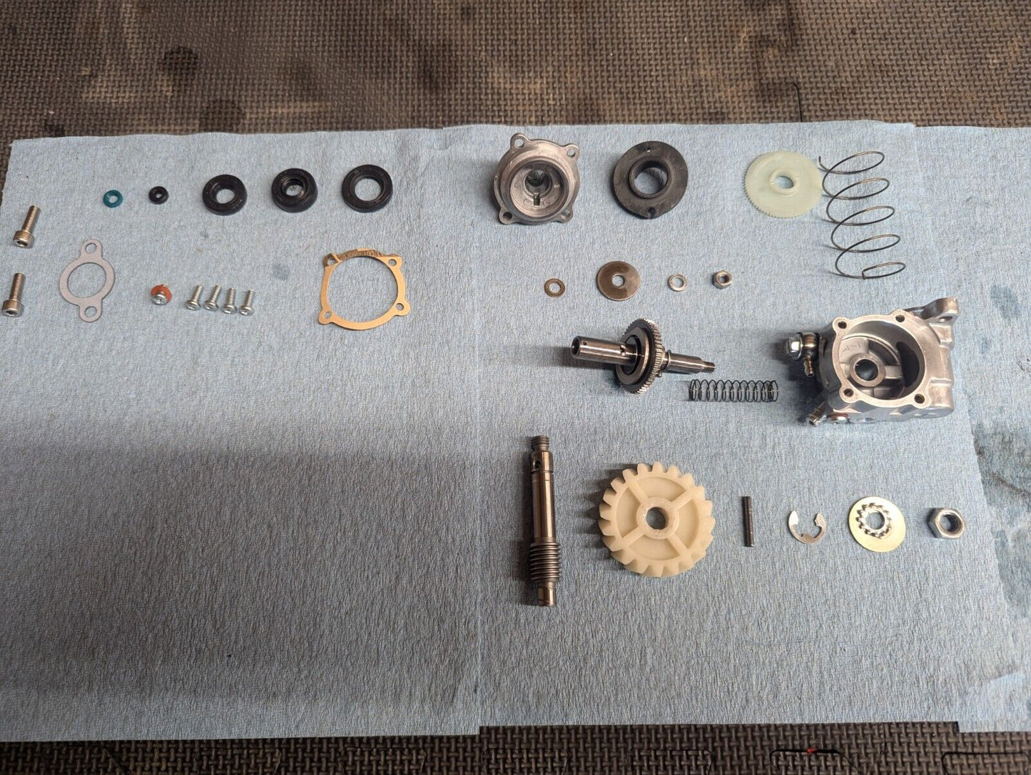 AT2 CT2 DT2 RT2 Oil Pump Rebuild Service AT1 CT1 DT1E AT3 CT3 DT3 RT3