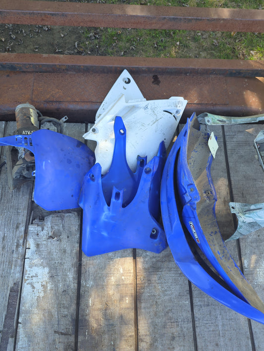 2005 Yamaha yz250f plastic