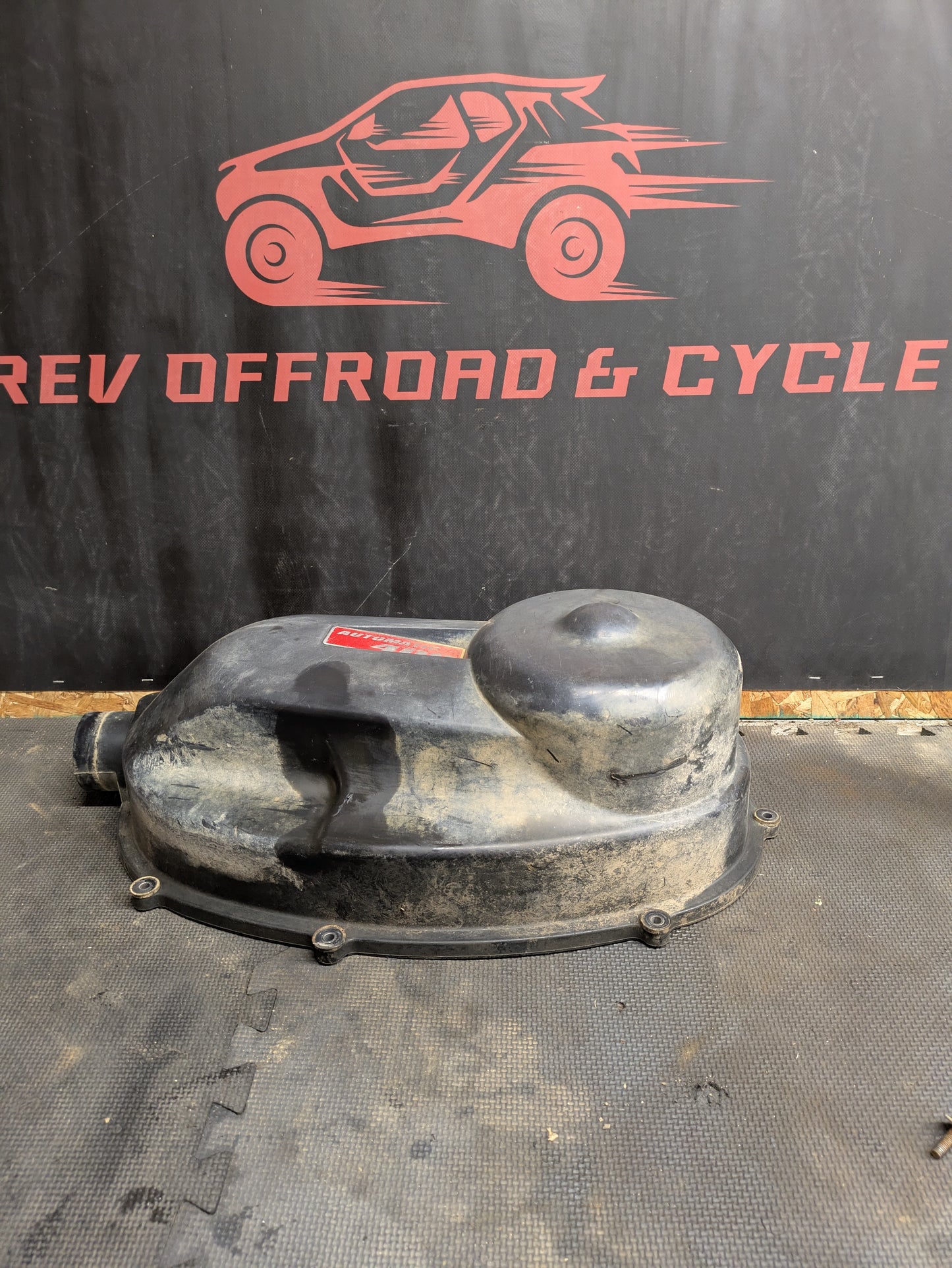99-02 Kawasaki Prairie 400 Clutch Cover